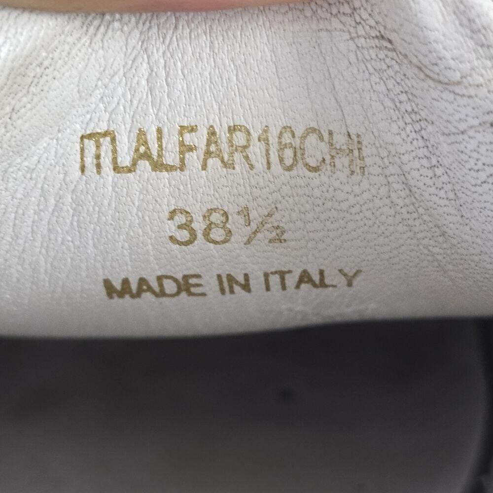 Burberry Shoes Womens Size 38.5 Leather Low Top Made in Italy Sneakers - Picture 16 of 16